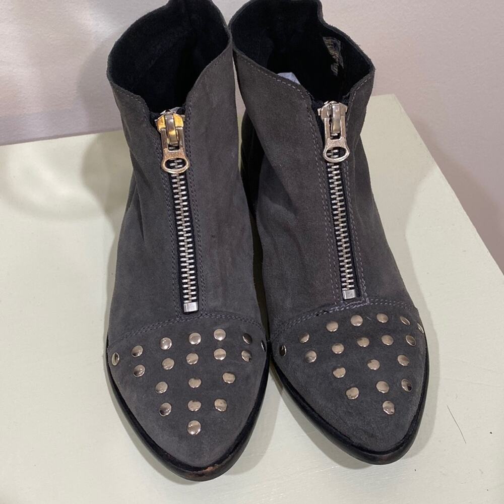 Musse & Cloud Gray Suede Ankle Boots Size 39 Made in Spain